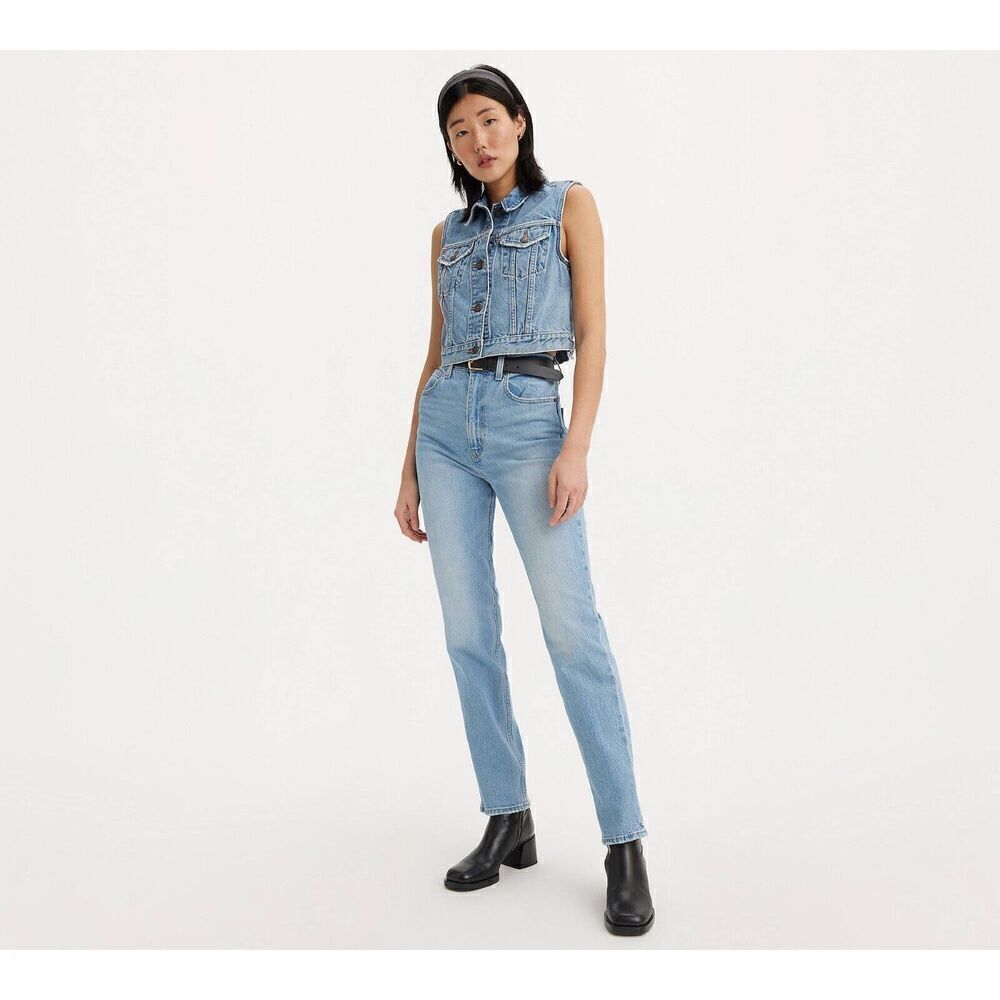 Levis 70s High Slim Straight Jeans Womens 24x29 Medium‎ Wash A08980019